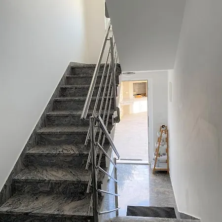 Carpe Diem Apartment Primosten
